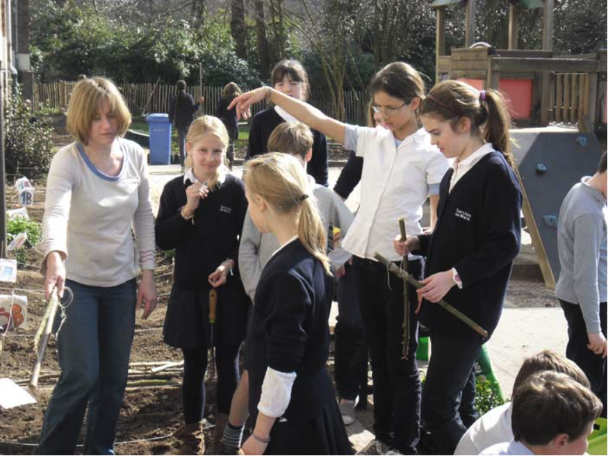 College Saint Pierre Uccle - Servites de Maries - La naissance du potager